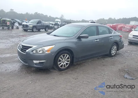 2015 Nissan Altima 2.5 S из США, поврежденный, VIN 1N4AL3AP8FN878754